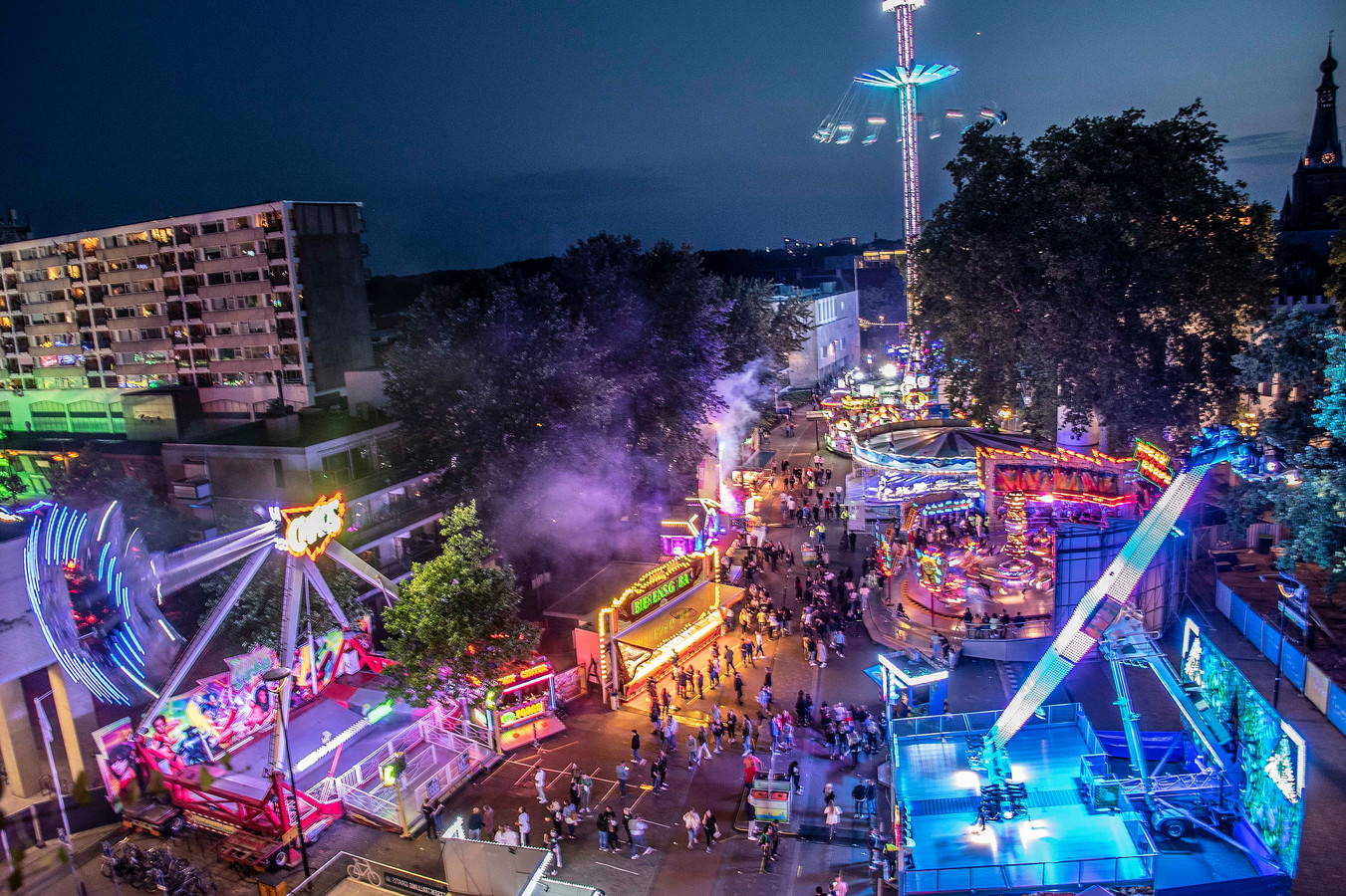 Tilburgse kermis als stadsbreed festival: met buitenbioscoop