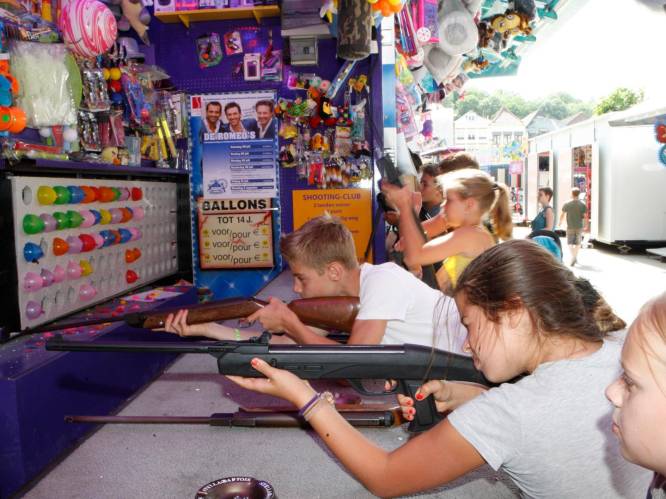 Kermis, koers en vuurwerk: ‘s Gravenwezel viert nieuwe editie van feestweekend
