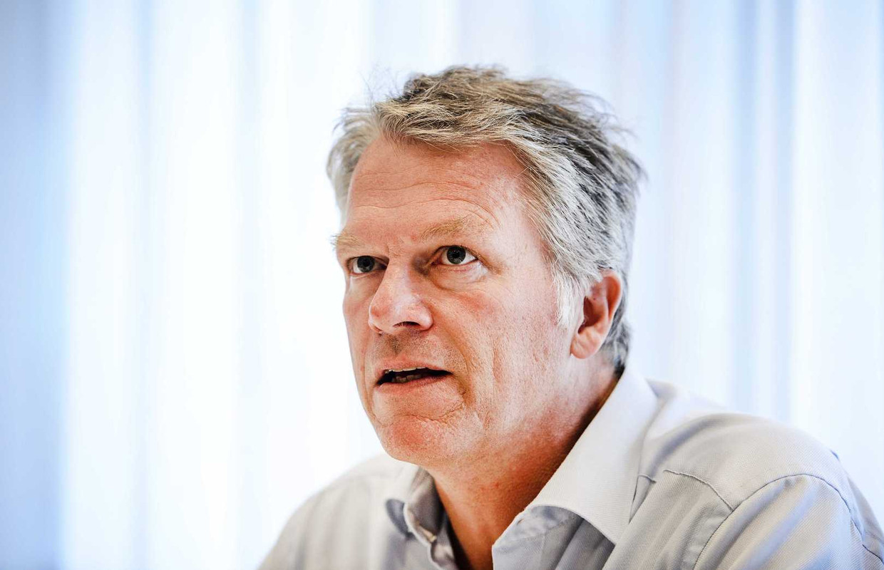 Wouter Bos, bestuursvoorzitter van het VUmc, tijdens een persconferentie omtrent de evacuatie. Beeld anp