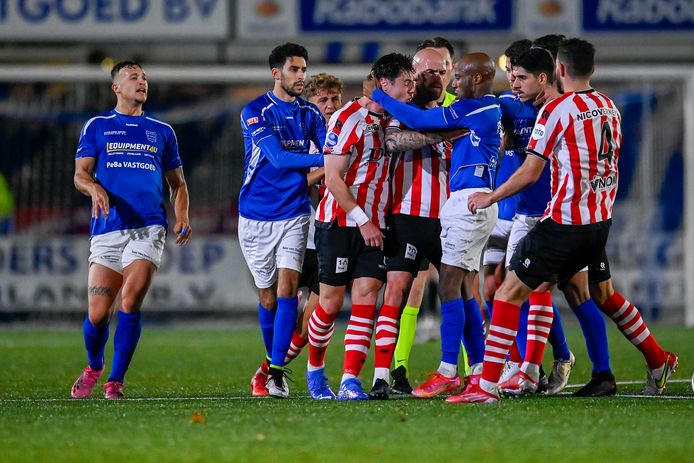 Sparta won met 0-2 bij GVVV.