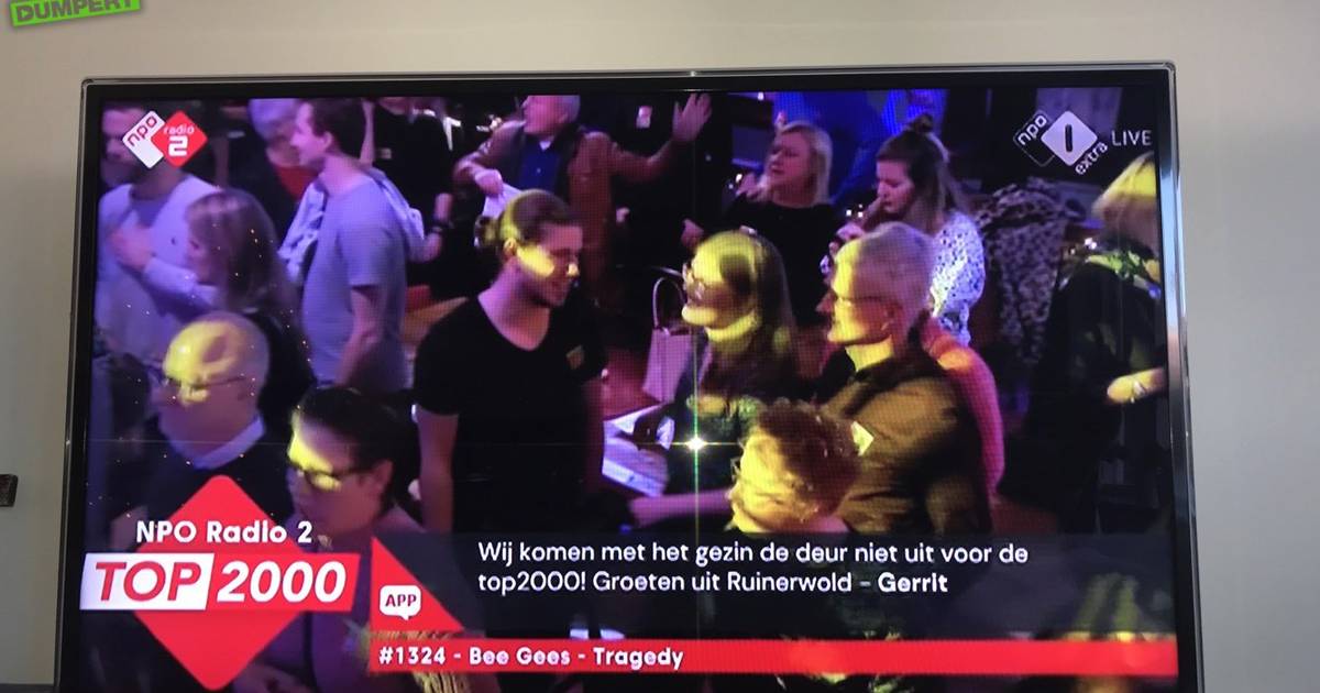 Notebook Hub Goneryl Weer commotie om Top 2000, kijker doet zich voor als Taghi: 'Groetjes uit  Vught' | Show | AD.nl