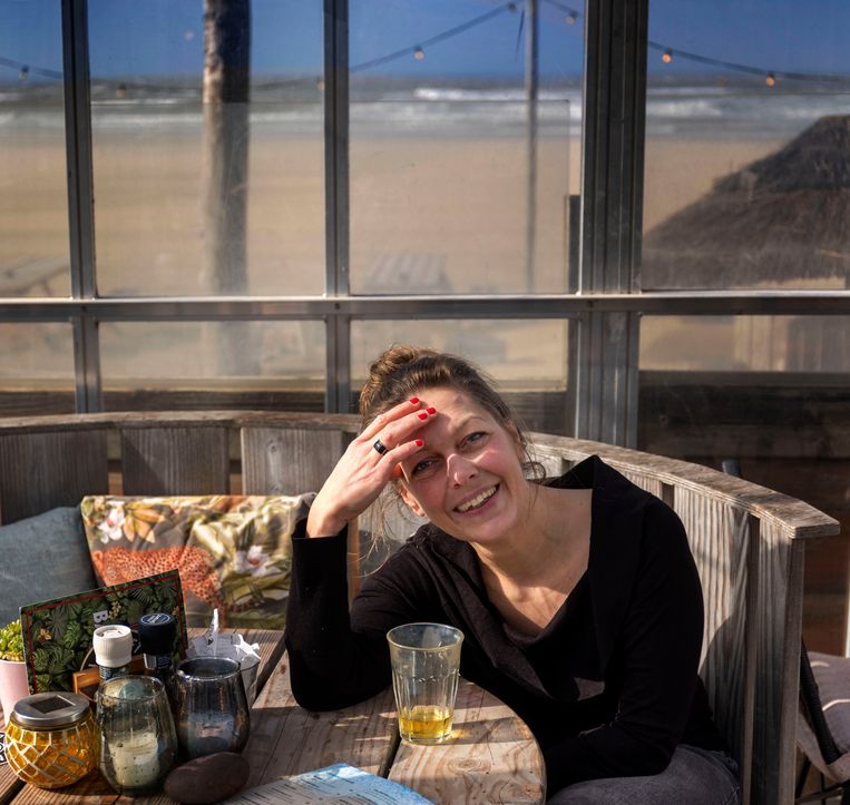 Eva Rammeloo in Scheveningen: ‘Ik doe een stap terug.’ Beeld Werry Crone