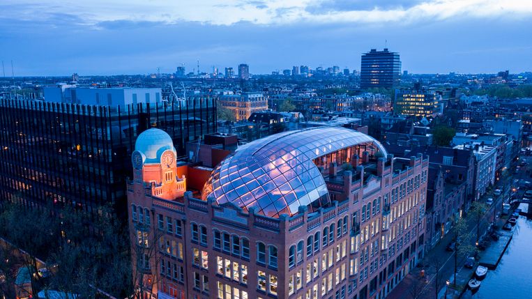 The High Light, een paviljoen van staal en glas op het dak van Capital C. Beeld 