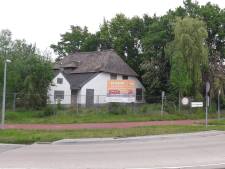 Dierenarts Dekker koopt omstreden ‘witte boerderij’ in Wijchen