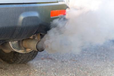 Europees akkoord om in 2035 te stoppen met verkoop van auto's met verbrandingsmotoren: “Historisch”