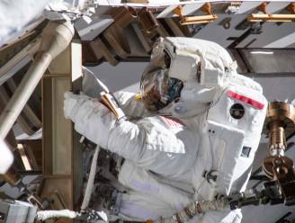NASA schrijft historie: ruimtewandeling met alleen vrouwelijke astronauten