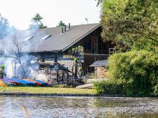 Brand in Outdoor Valley bij Rottemeren geblust, bamboe gebouwtje helemaal afgebrand