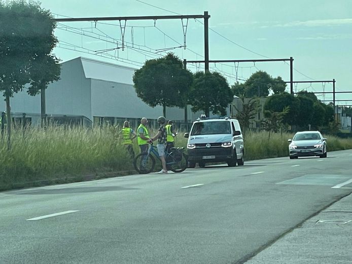 Politie, brandweer en de veiligheidsdienst van de spoorwegen organiseerden een zoekactie langs het spoor tussen Roeselare en Izegem.