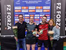 Arnhemse broer en zus ontdekken zichzelf en elkaar op mondiale badmintontour: ‘Mijn grote broer is altijd in de buurt’