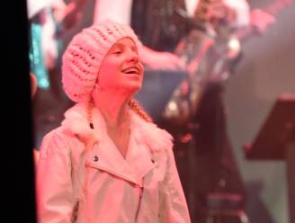 Opvolging verzekerd: jongste dochter van Kristel van K3 schittert op podium van Samson & Gert kerstshow