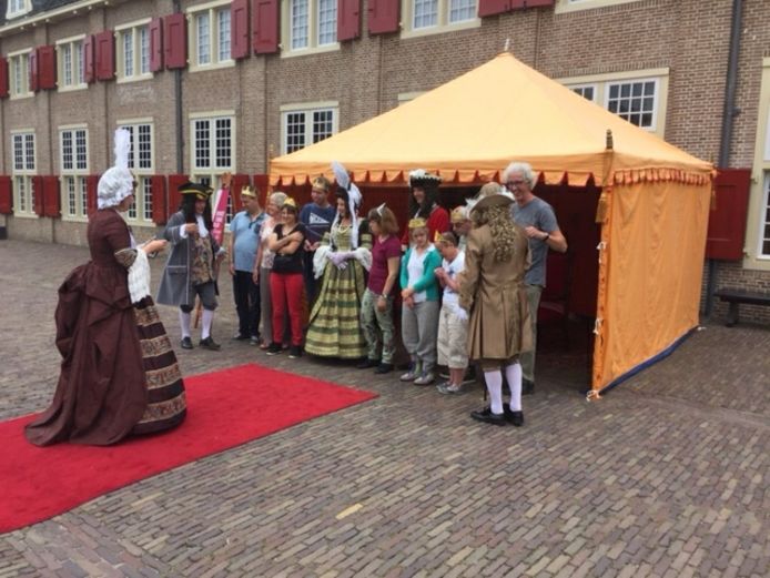 Bezoekersaantal prins en prinsessendagen Paleis het Loo verdubbeld Apeldoorn destentor.nl