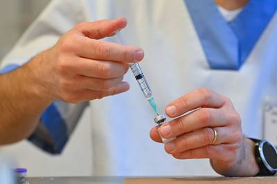 Percée d’un parti antivaccins en Autriche
