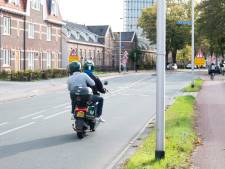 Deelscooter steeds vaker ingeruild voor elektrische fiets door helmplicht