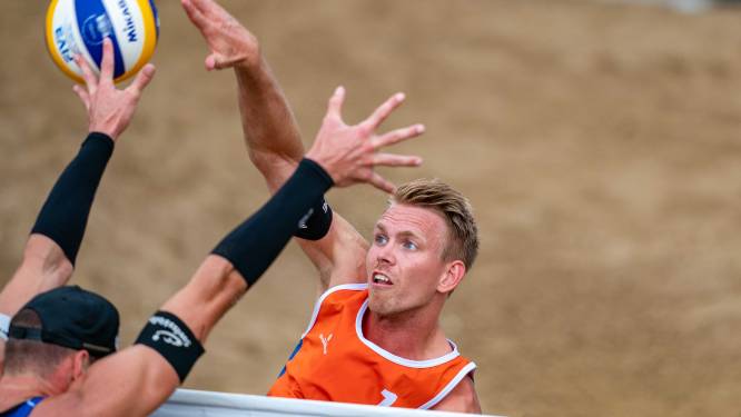 Bornse beachvolleyballer Boermans uitgeschakeld op WK na nederlaag tegen olympische kampioenen