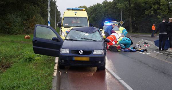 Fietser in ziekenhuis overleden na ernstig ongeluk in Nieuwkuijk - BD.nl