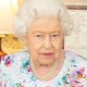 Werknemer verbijsterd wanneer Queen Elizabeth hem een kopje thee komt brengen