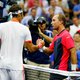 Federer geeft tennisles aan Darcis