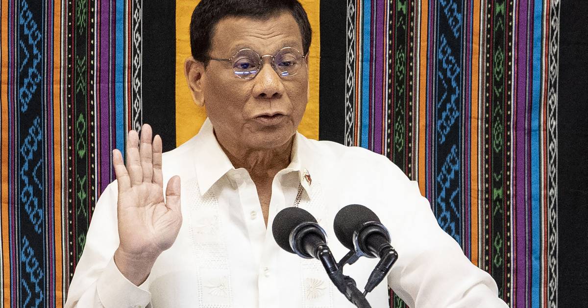 Photo of Filipínsky prezident Duterte na konci svojho mandátu v zahraničí končí z politiky