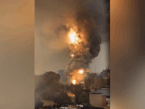 Laswerken in vuurwerkdepot gaan verschrikkelijk mis: honderden voetzoekers ontploffen