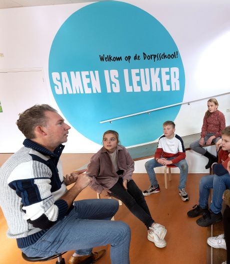Op deze basisschool in Halle is van alles gratis: zwemmen, typeles en tien schoolreisjes per jaar