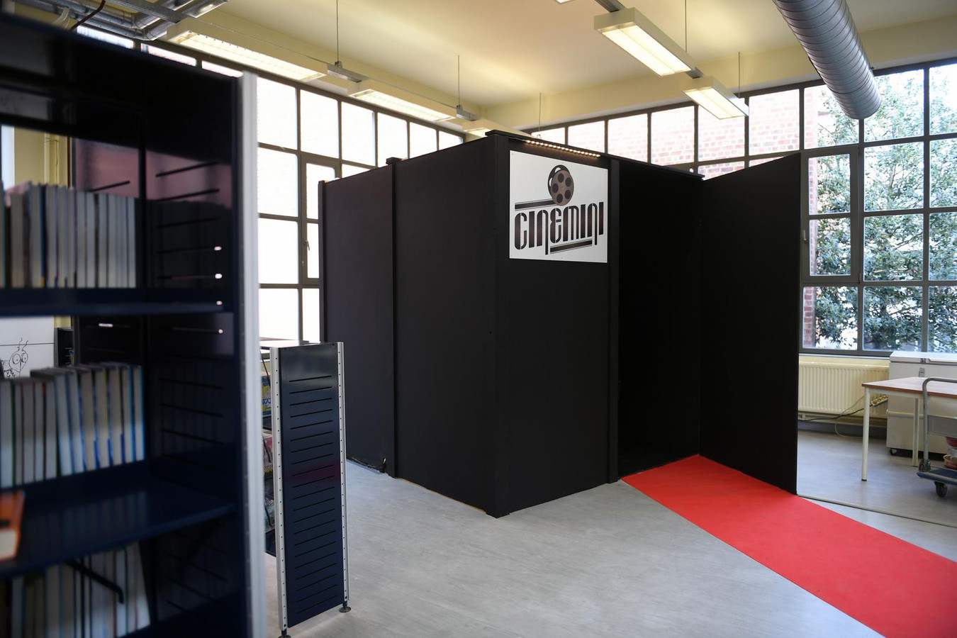 mini-filmzaal-in-bib-leuven-foto-hln-be