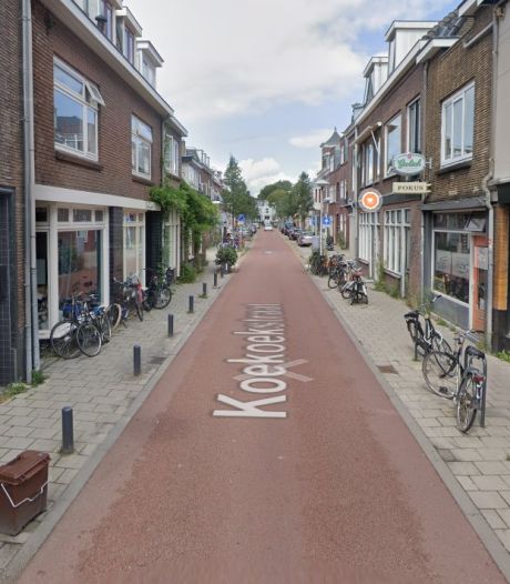 Drie mannen mishandelen 17-jarige maaltijdbezorger in Utrecht: verdacht van poging tot doodslag