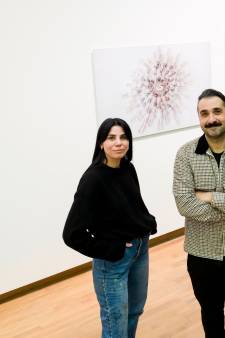 Kunstenaars met migratieverleden tonen werk in Dordrechts museum: ‘Verlies brengt mensen samen’