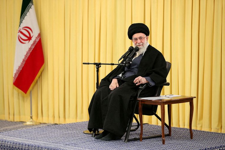 Ayatollah Ali Khamenei Beeld via REUTERS