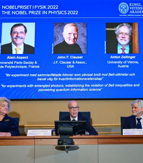 Le Nobel de physique à un trio franco-austro-américain de pionniers du monde quantique