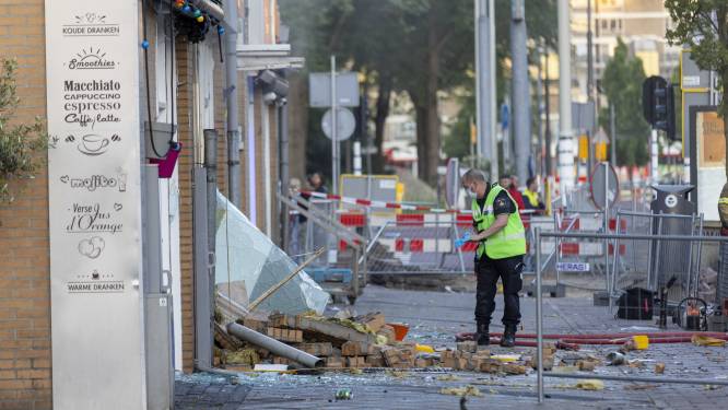 Plofkraak op geldautomaat in Osdorp: veel schade, brand, maar geen buit
