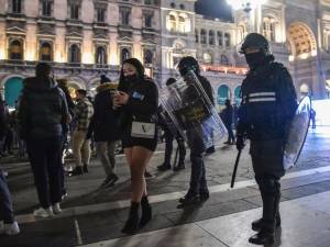 Jeunes femmes agressées lors du Nouvel An à Milan: une vingtaine d’auteurs ont été identifiés