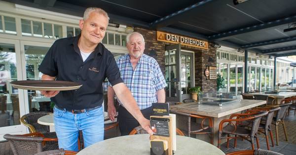 Feestelijke plaatsing molen Vinkel krijgt inktzwarte rouwrand door overlijden van Cor van de Ven - B