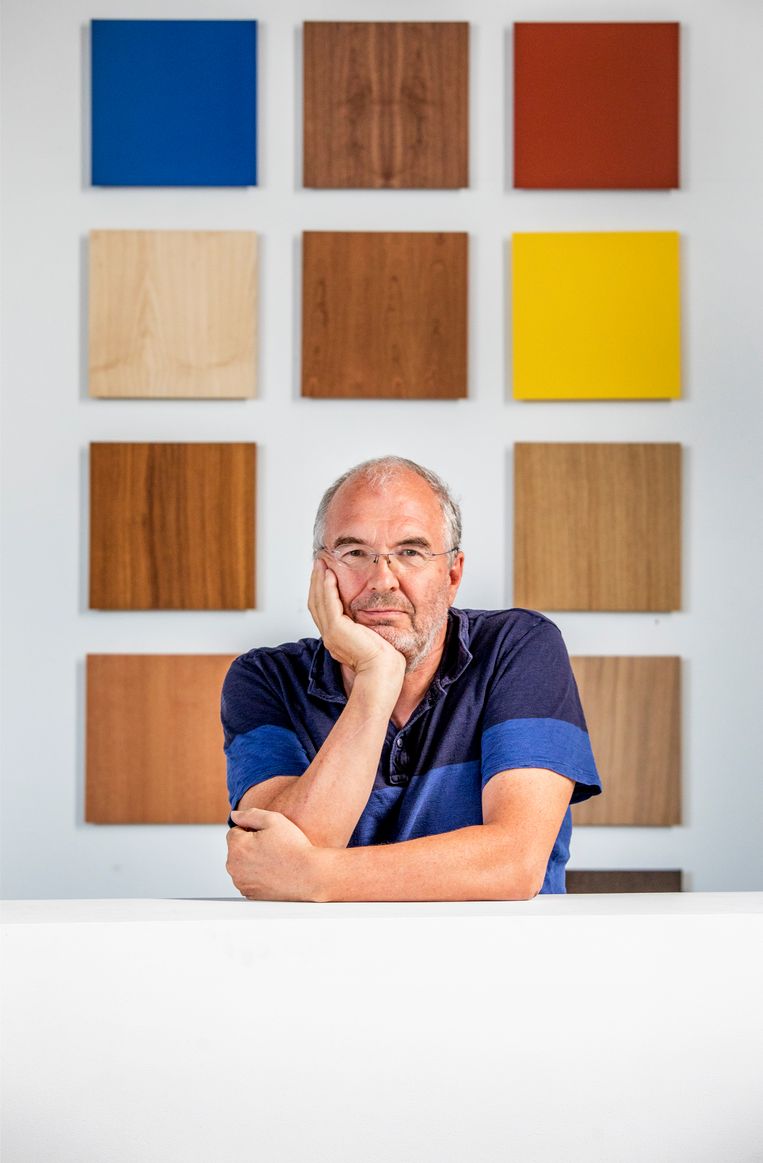 Rudy Stroink, nu directeur van meubelfabrikant Pastoe in Houten.  Beeld Raymond Rutting