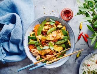 SMAAKTIP. Pittige smaakmakers voor even pittige gerechten: “Een snuf chilipoeder of een streepje sriracha is al voldoende”