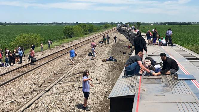 Minstens drie doden en tientallen gewonden bij treinongeval in VS 