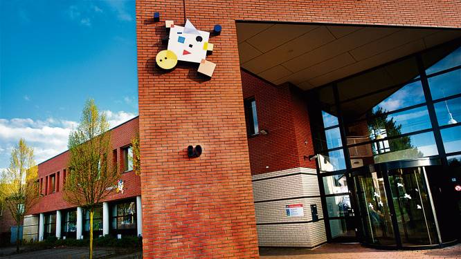 Kwaliteit openbare basisscholen in Apeldoorn schiet tekort: bestuursvoorzitter vertrekt