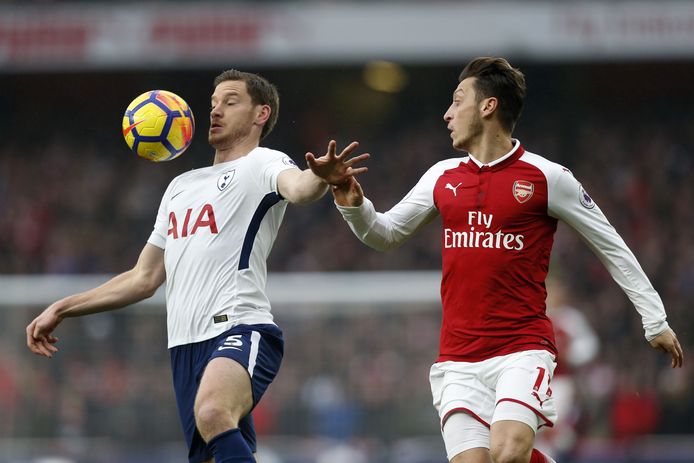 Vertonghen en Özil