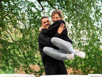Thomas en Lauren combineren yoga met ijsbaden en brunch: “Een vrouw van 65 gaf aan dat ze zich meteen 30 jaar jonger voelde”