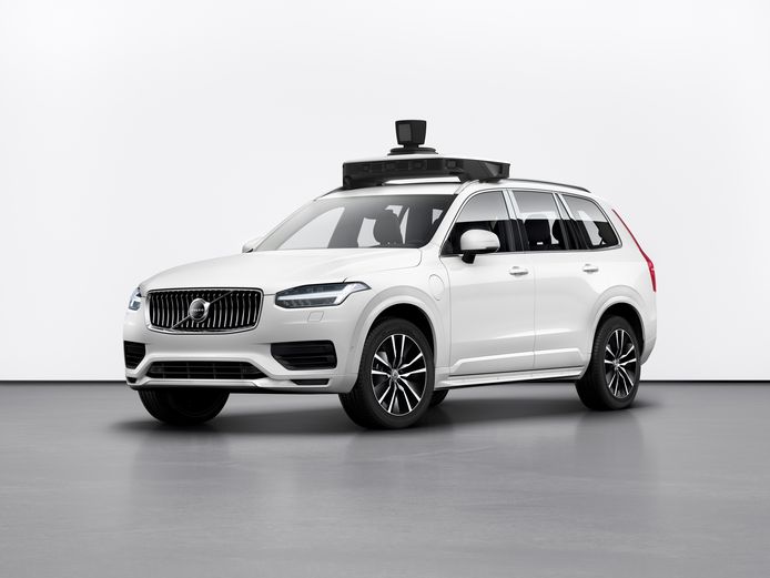 Al sinds 2016 test Volvo met zelfrijdende voertuigen, zoals deze XC90 die werd ontwikkeld in samenwerking met Uber. Zo'n zelfde auto was in 2018 nog betrokken bij een dodelijk ongeluk in Arizona