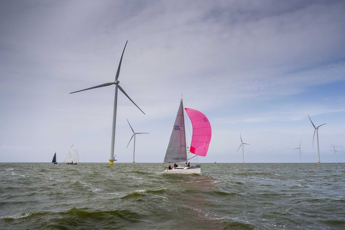 Het IJsselmeer is een belangrijke zoetwaterbron voor Noord-Nederland, maar deze functie wordt aangetast door ernstige verdroging.