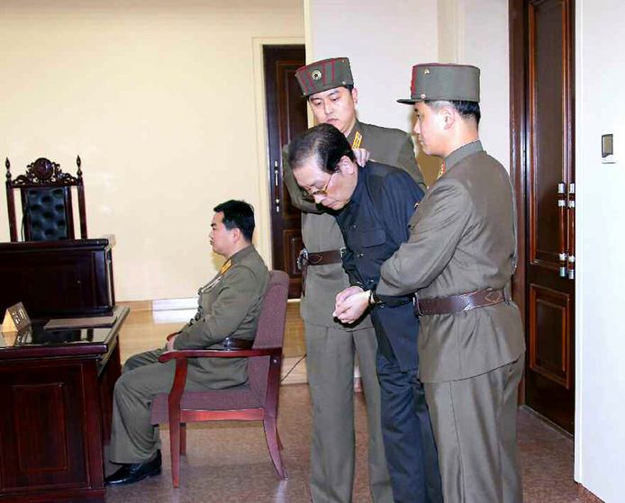 Jang Song-thaek in een Noord-Koreaanse rechtbank in december 2013, enkele dagen voor zijn executie.