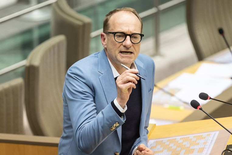 minister van Onderwijs Ben Weyts (N-VA): “De Robin-pas is een nieuwe benadering die een eerlijke kans verdient en ook geëvalueerd zal worden.” Beeld BELGA