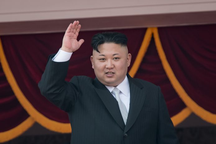 De Noord-Koreaanse leider Kim Jong-Un bij de vorige parade in april 2017.