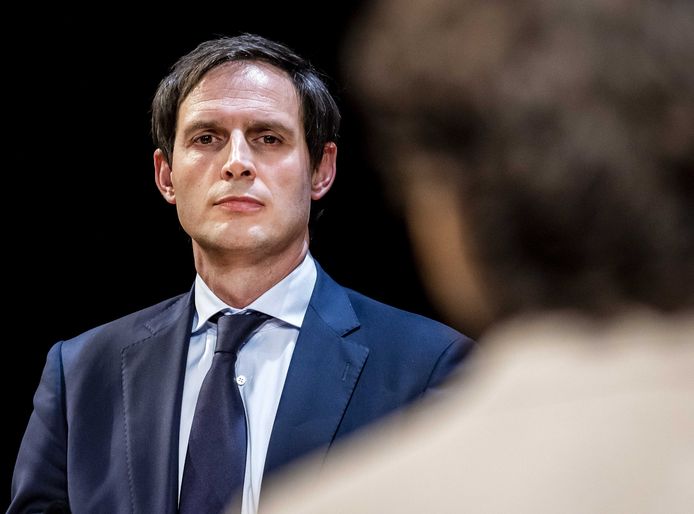 Wopke Hoekstra (CDA) aan het woord tijdens een debat.