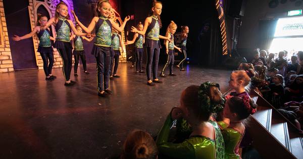 Geen rivaliteit, maar verbroedering tussen dansmarietjes in Steensel
