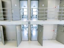 Stagiaires Zaanse gevangenis weg na ‘seksueel getint’ contact met gedetineerden