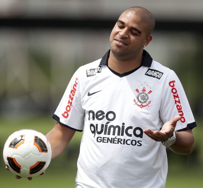 Adriano bij Corinthians.