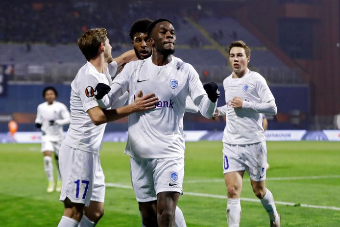 Grâce à Ike Ugbo, le Racing Genk maintient ses chances de qualification pour le prochain tour de l’Europa League.