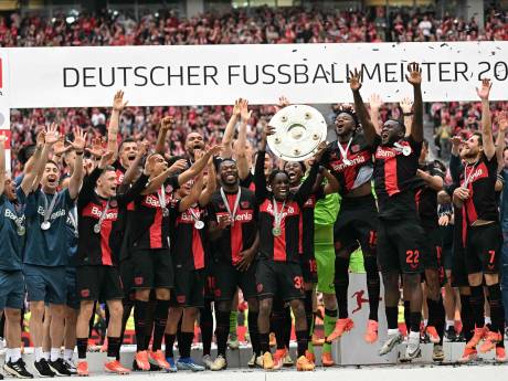 Jeremie Frimpong schrijft historie met Leverkusen, miraculeuze ontsnapping Union in blessuretijd