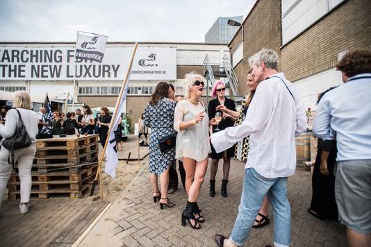 Opening state of fashion Arnhem.